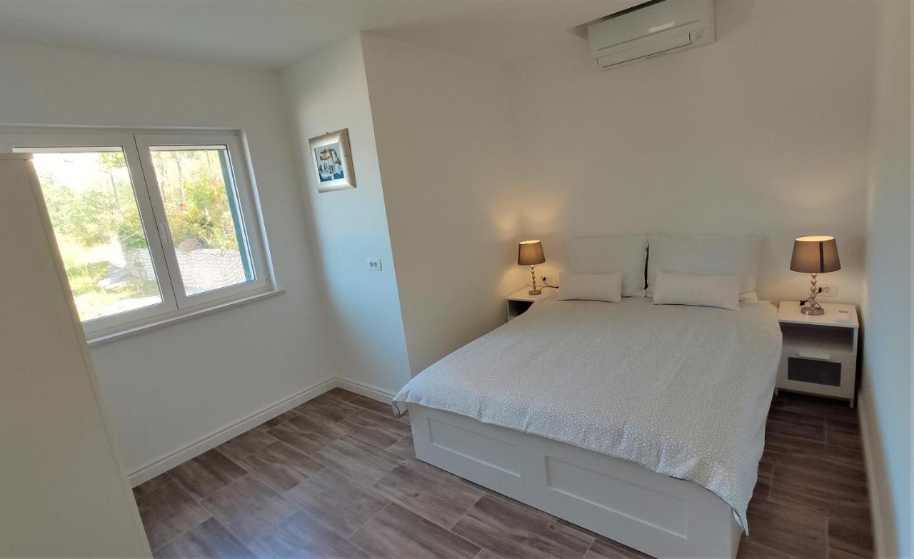 Aria Apartment ซูมาร์ติน ภายนอก รูปภาพ